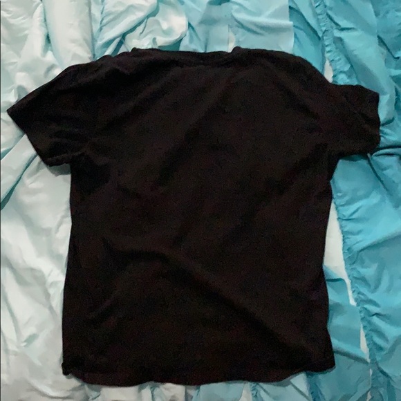 Brandy Melville T-shirt - Picture 2 of 4